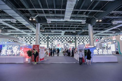 茅臺集團(tuán)亮相中國品牌發(fā)展國際論壇，以“一盤棋”姿態(tài)展家族風(fēng)采